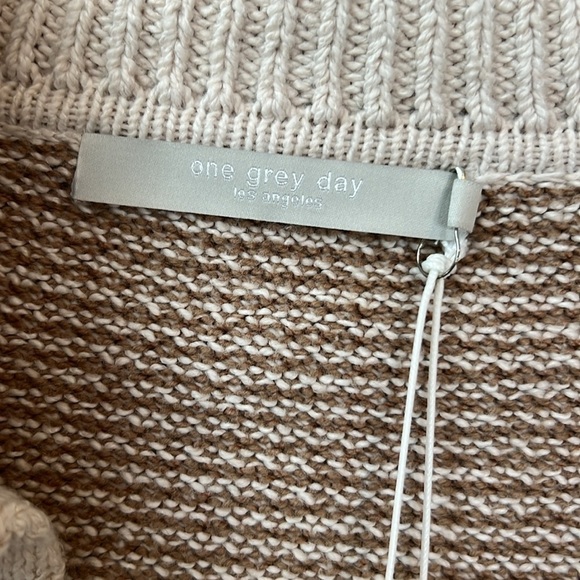 One Grey Day Brizo Houndstooth Cardigan Sweater In Beige - Picture 9 of 15